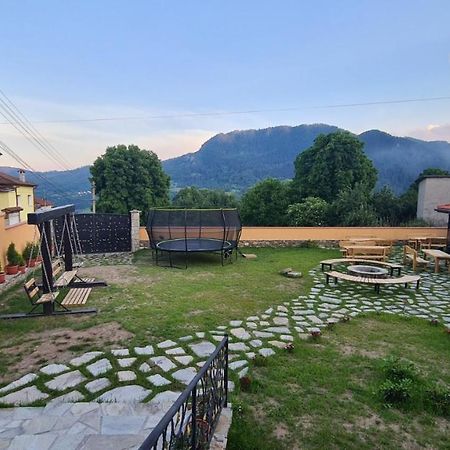 Guesthouse Nefertiti Smoljan Exteriér fotografie