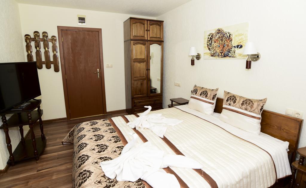Guesthouse Nefertiti Smoljan Exteriér fotografie