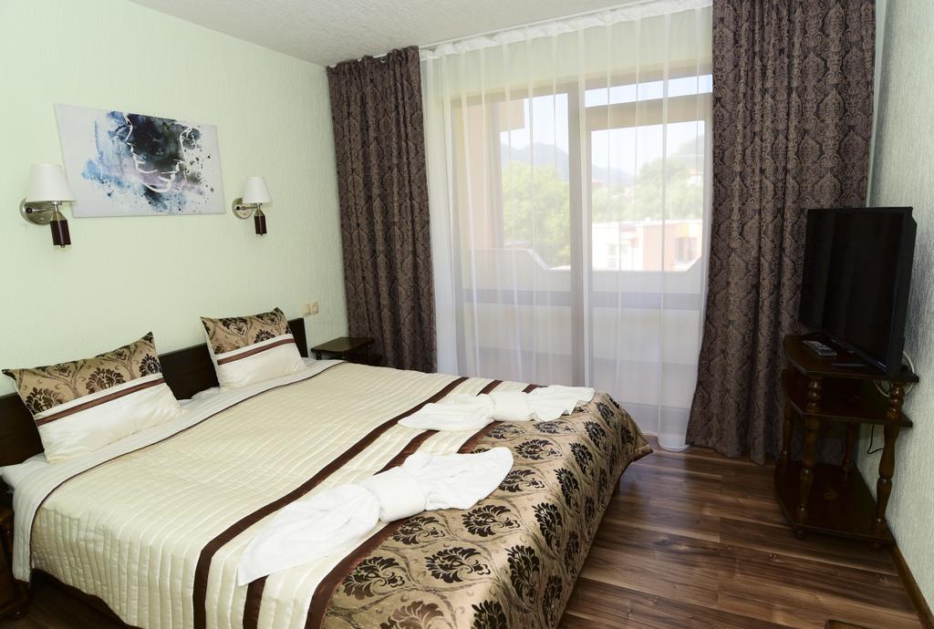 Guesthouse Nefertiti Smoljan Exteriér fotografie