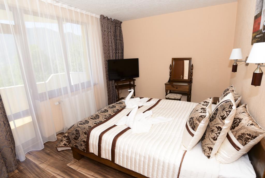 Guesthouse Nefertiti Smoljan Exteriér fotografie